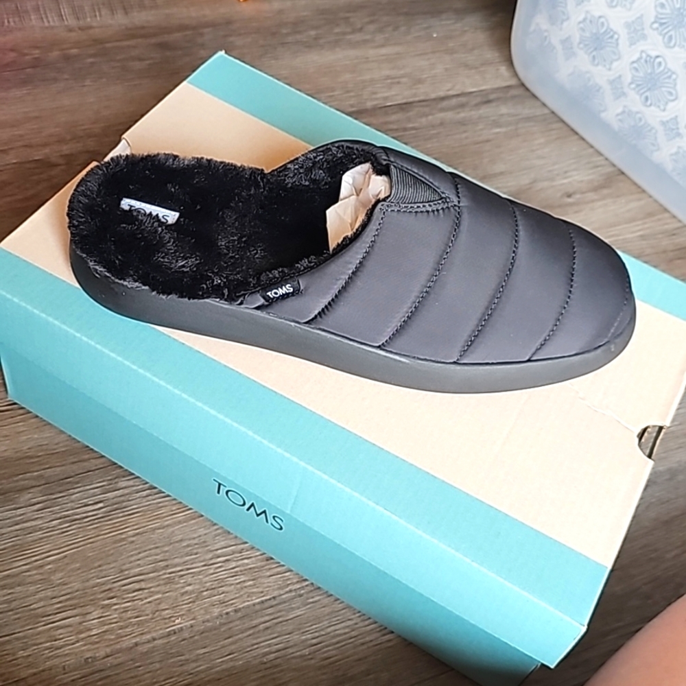 TOMS Mule size 9.5